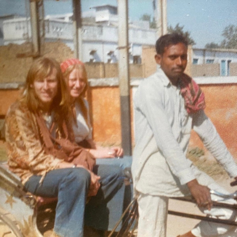 Emily Cooling’s parents travelling by bicycle rickshaw in India during their 1972 overland journey from London to Australia, which inspired The Natural Nomad.